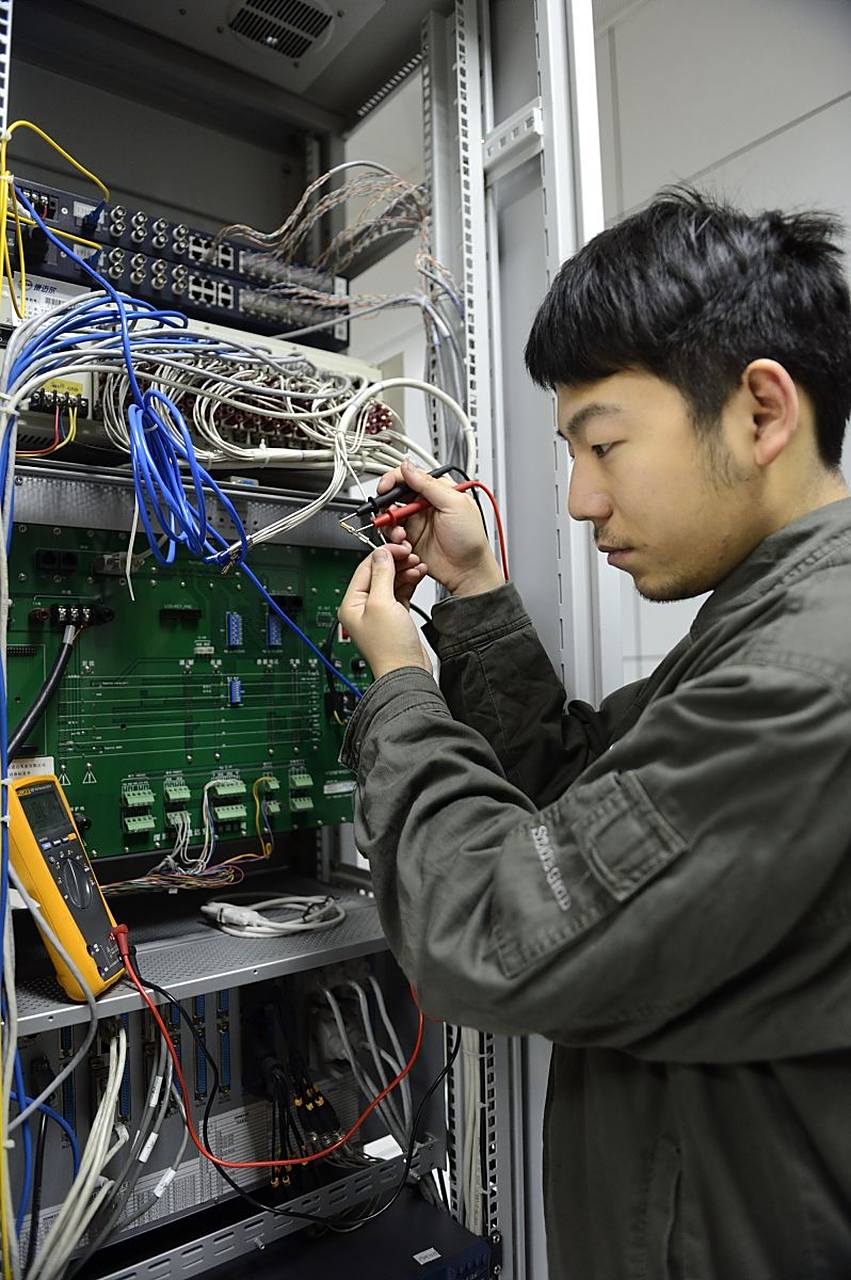 網絡工程 構建數字時代的神經網絡